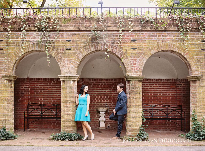 Couple in archway during Longwood Gardens session