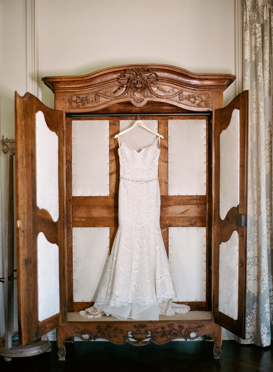 Anne Barge wedding dress at Park Chateau wedding.