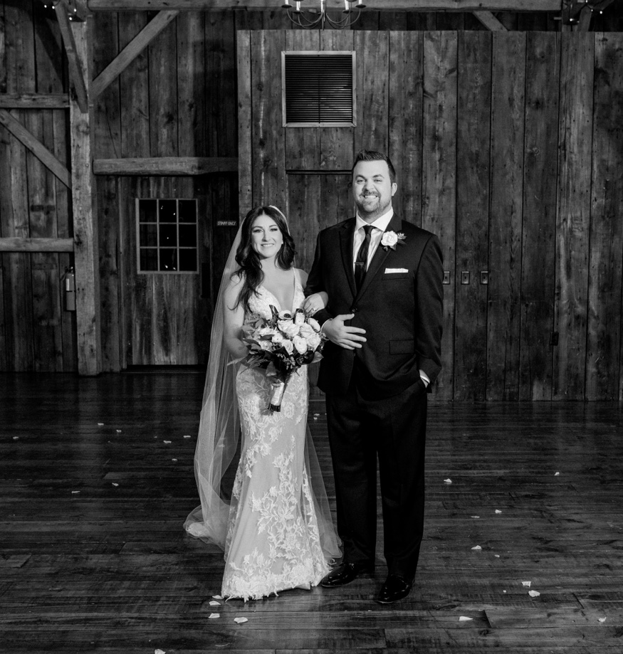 Bride & Groom portraits at Brandywine Manor House wedding.