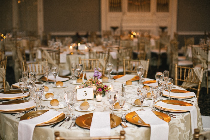 Wedding reception at Pen Ryn Estate. Centerpieces by Eastwick Florist.