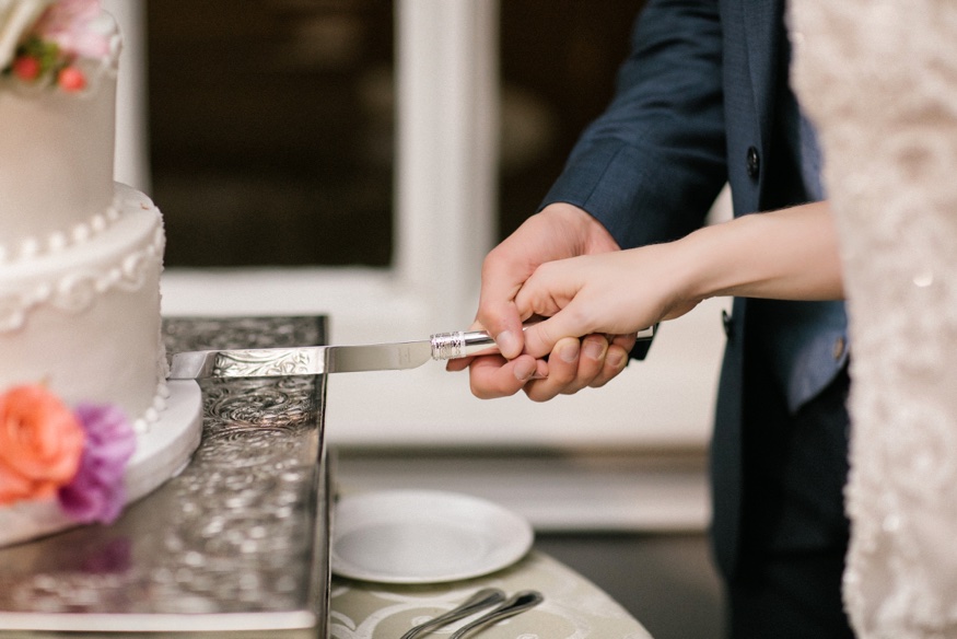 Cake cut at Pen Ryn wedding.