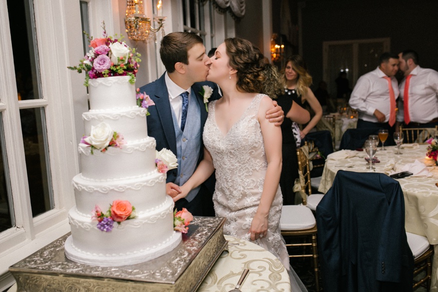 Cake cut at Pen Ryn wedding.