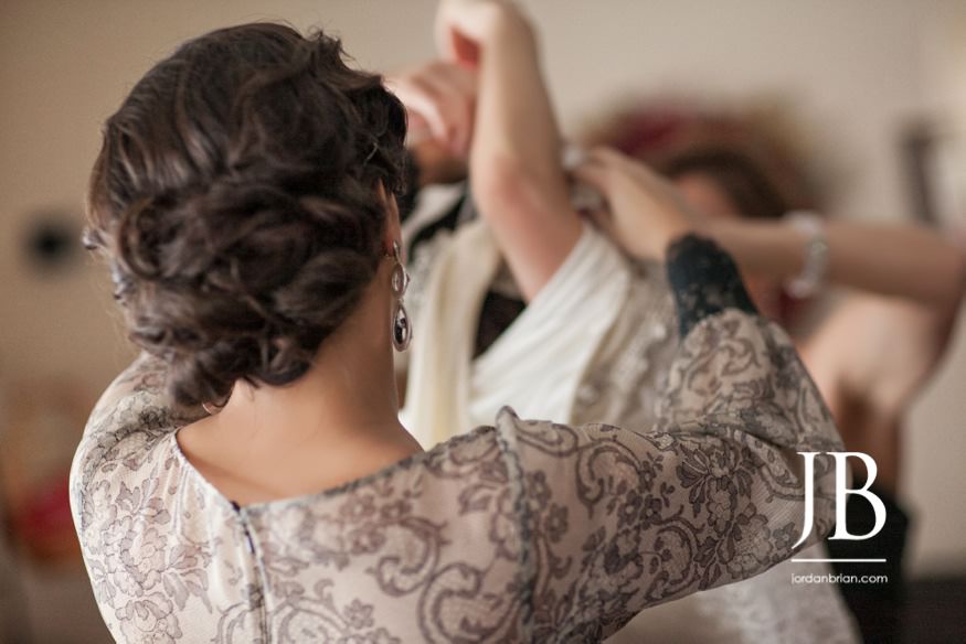 Bridal preparation photograph of Francesca on her winter wedding morning