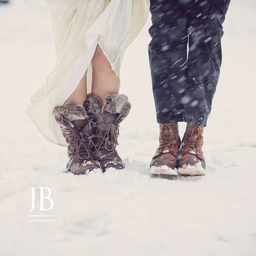 Francesca and Michael kissing in the snowstorm at Princeton