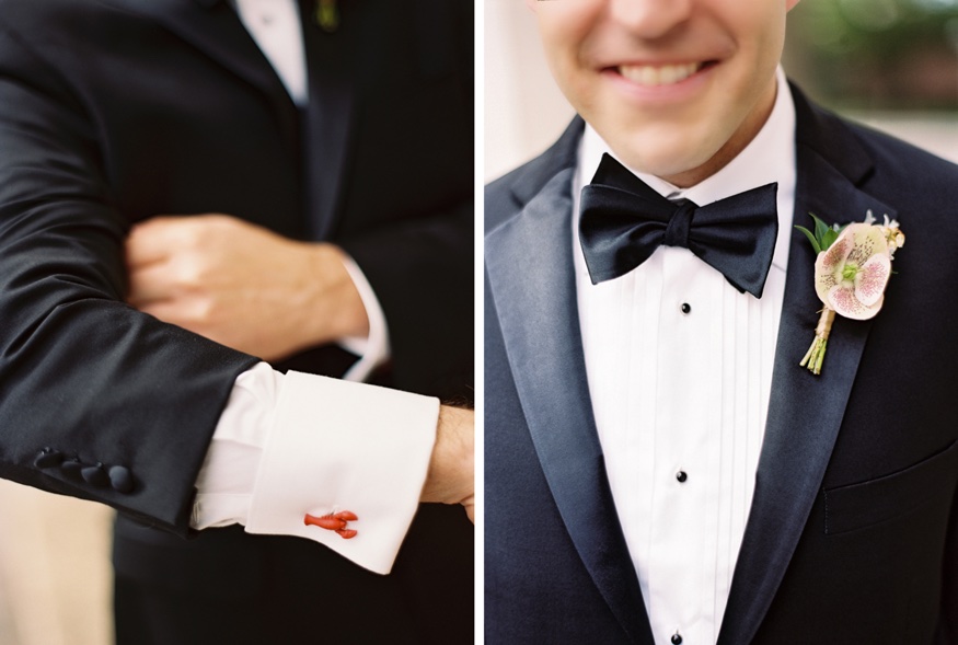 Groom's boutonniere and cutlinks.