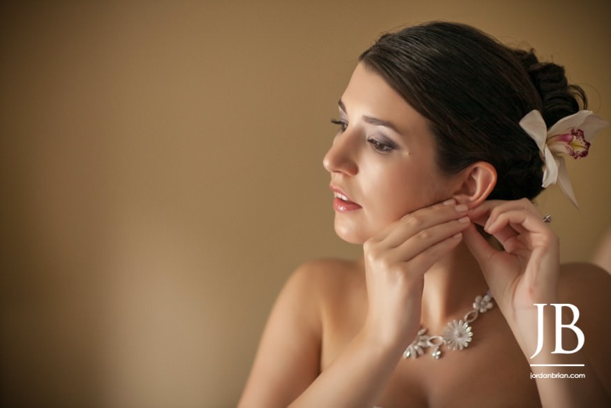 Wedding morning bridal preparations, Philadelphia VIE wedding