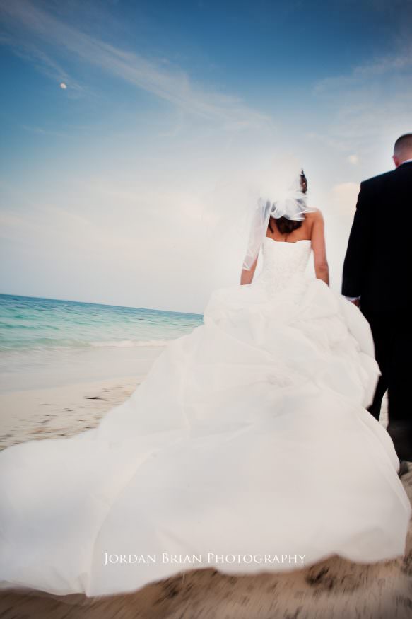 Ryan and Jill portrait on resort grounds at Playa Mujeres Mexico