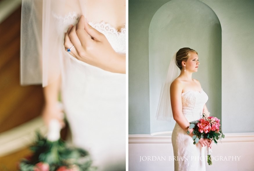portrait of bride of bouquet