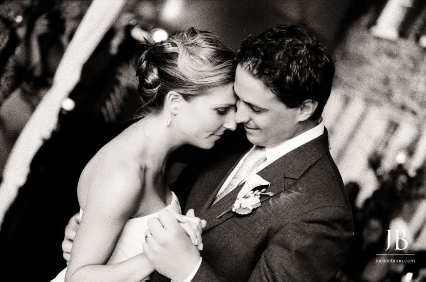 appleford estate wedding reception bride and groom first dance