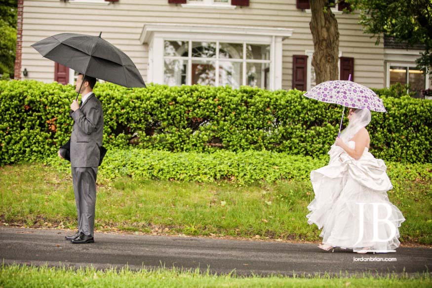 Laura and Justin's first look before their Moorestown wedding