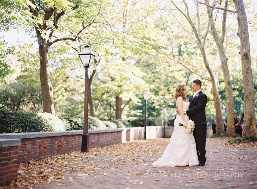Wedding photos Second Bank of the US philadelphia