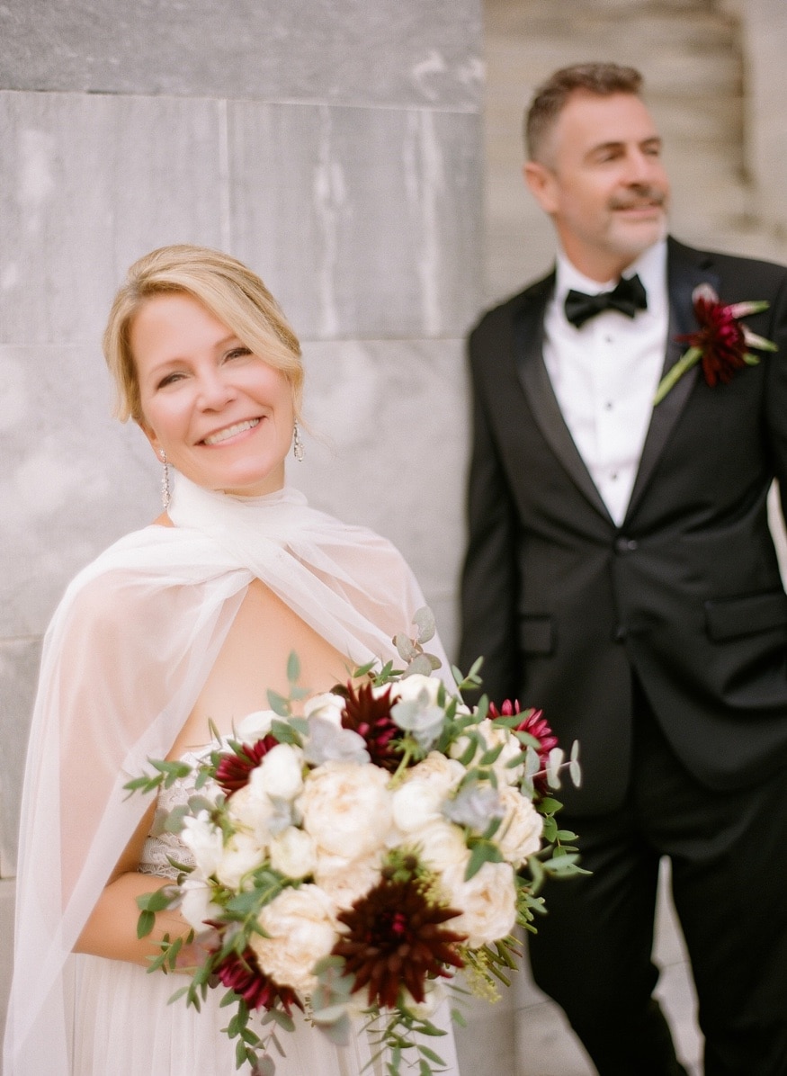 Bride & Groom portraits in Old City before Museum of American Revolution wedding.