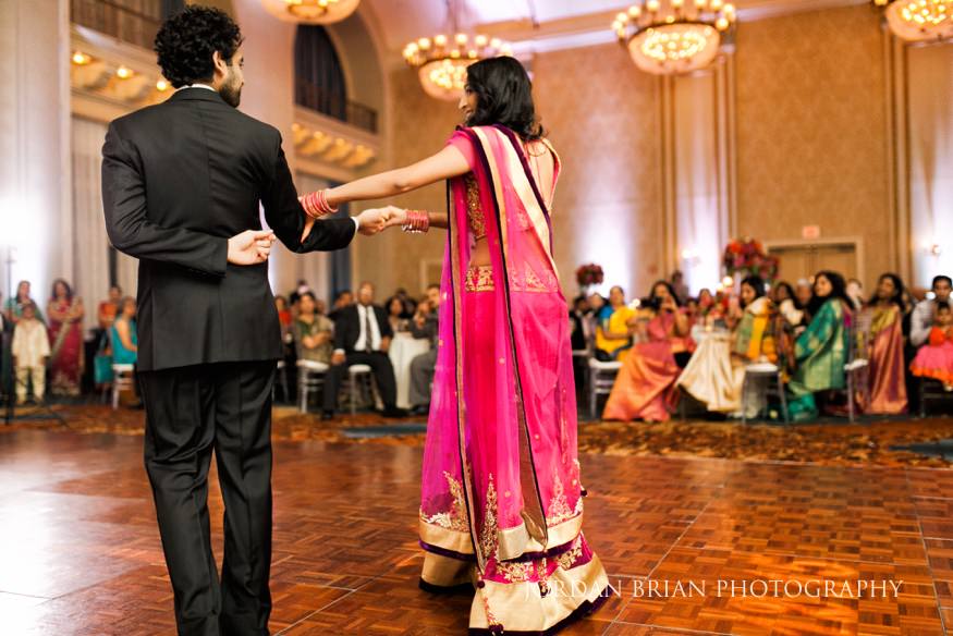 First dance at Marriott Downtown Philadelphia wedding.