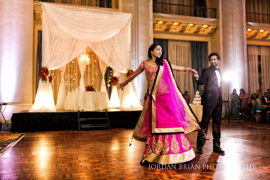 First dance at Marriott Downtown Philadelphia wedding.