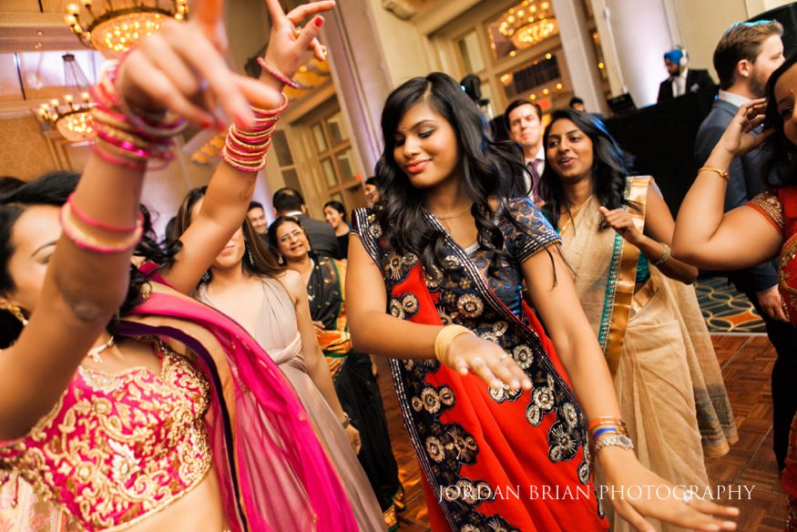 Wedding reception at Downtown Marriott Philadelphia.