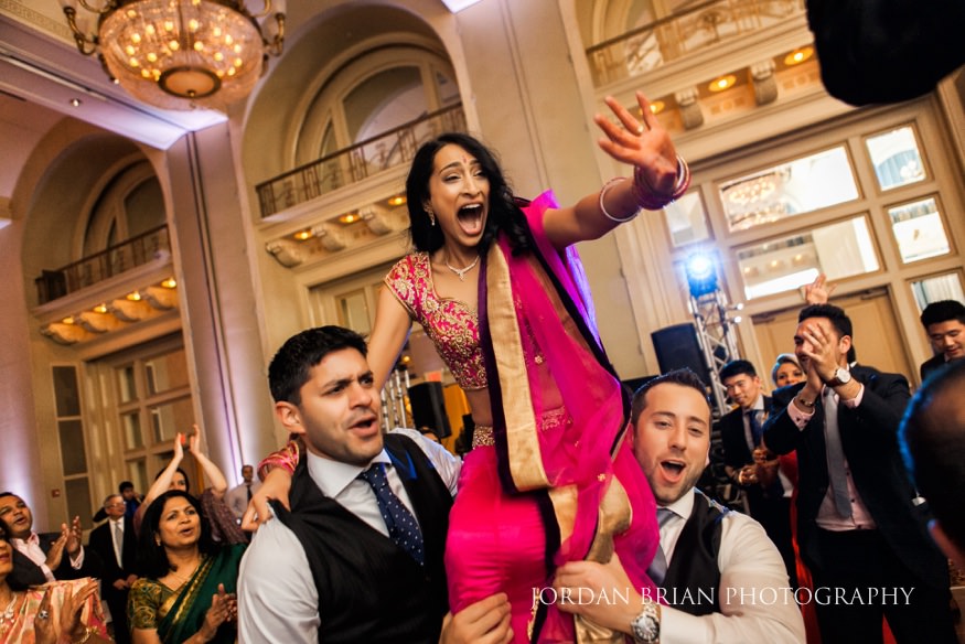 Wedding reception at Downtown Marriott Philadelphia.