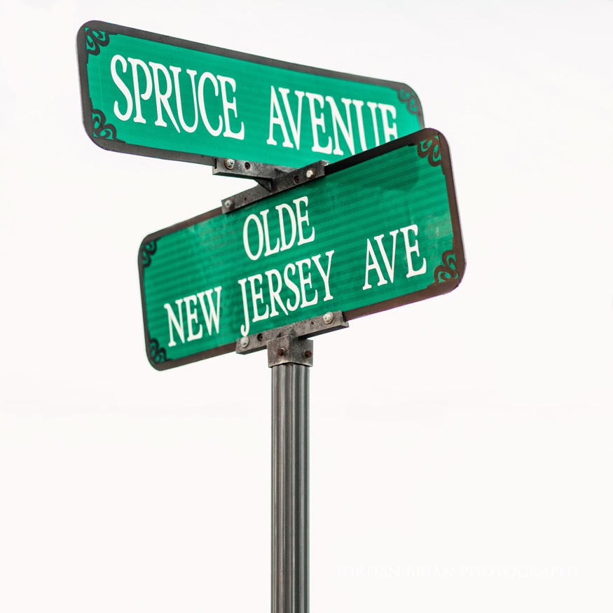 Spruce Ave street scene during Rebecca and Mat Wildwood engagement session