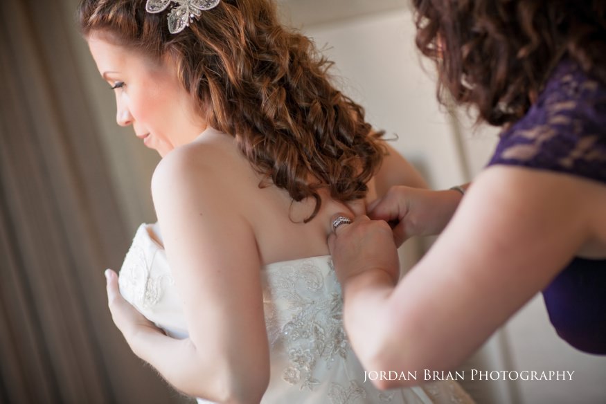 Bridal preps before Grounds for Sculpture wedding 
