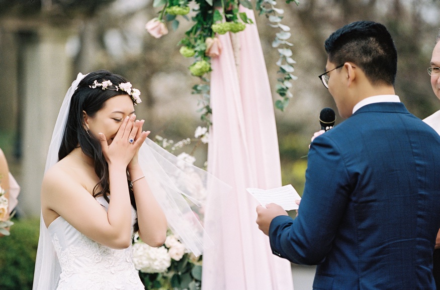 Outdoor wedding cermeony at Spring Brooklyn Botanic Garden wedding.
