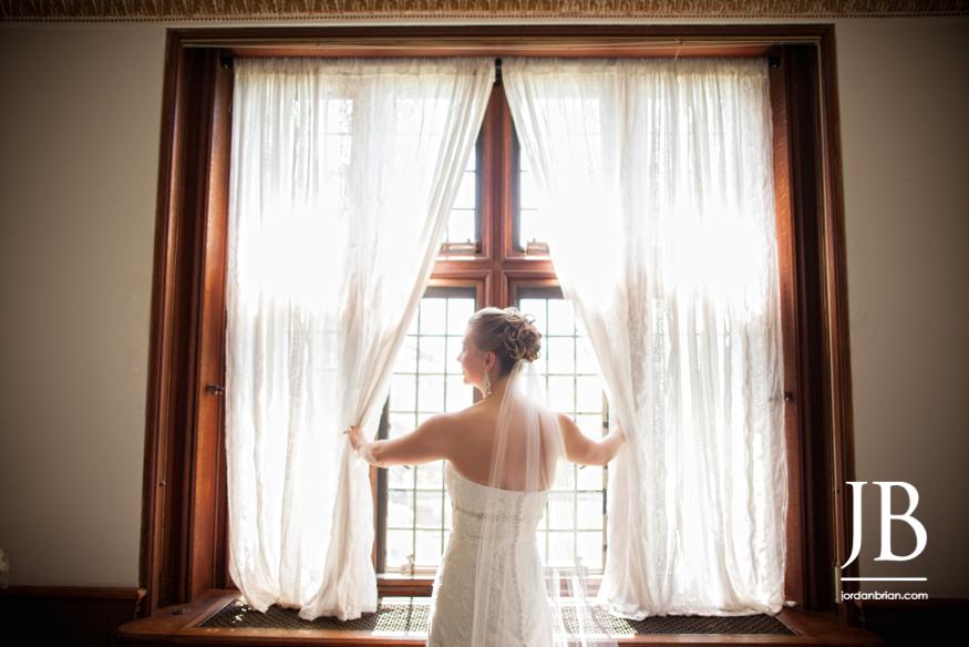 Vicki and Joe wedding ceremony at Castle at Skylands Manor