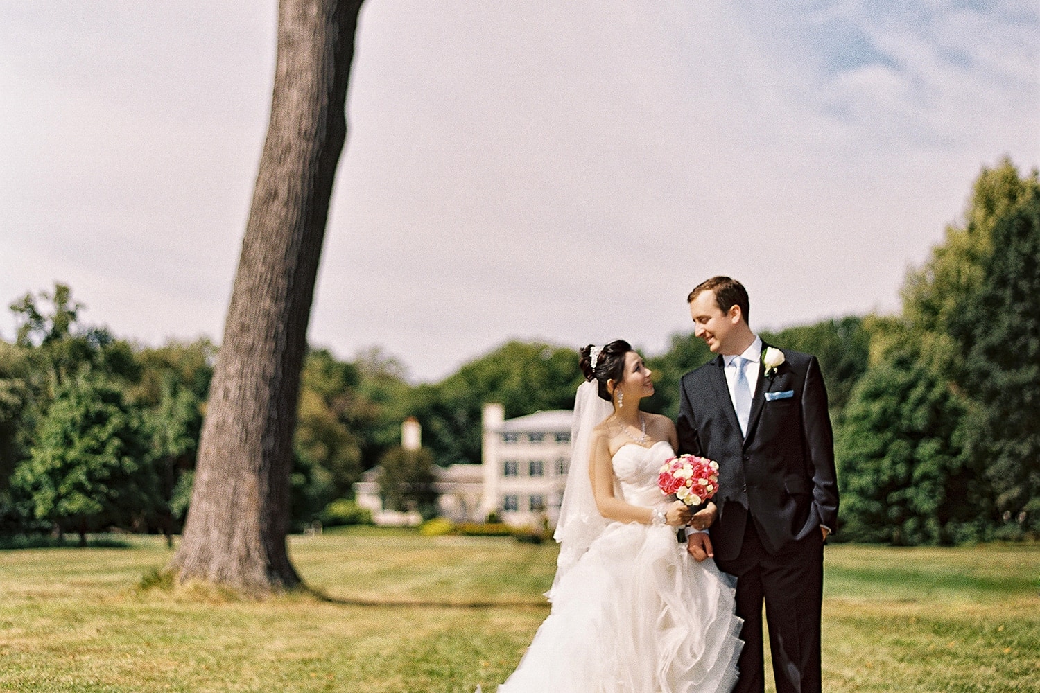 Belle Voir Manor Wedding in Bensalem, PA – Jingjing & Ethan