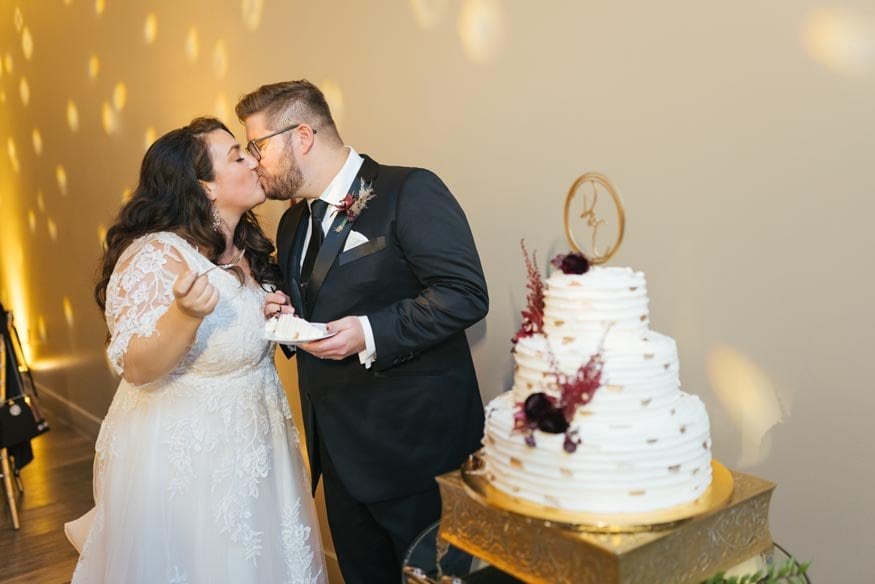 FAME MaKen Studios Philadelphia wedding reception bride and groom cake cutting