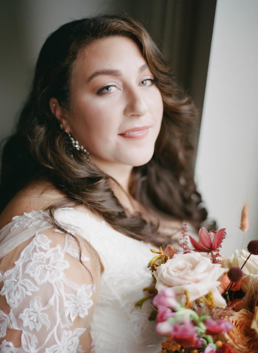 Philadelphia wedding bride prep portraits