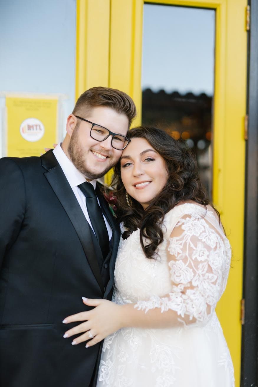 Philadelphia wedding bride and groom portraits