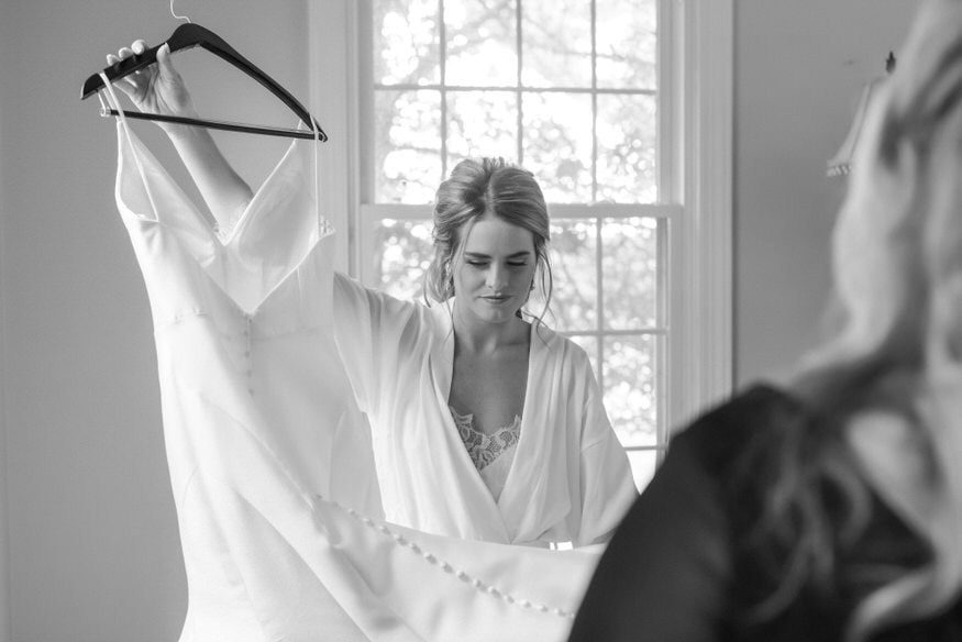 Lauren and Chris bridal preparation getting ready