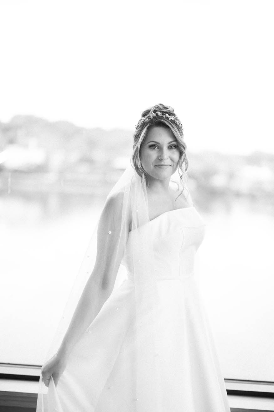 Bridal party getting ready Lambertville Inn wedding