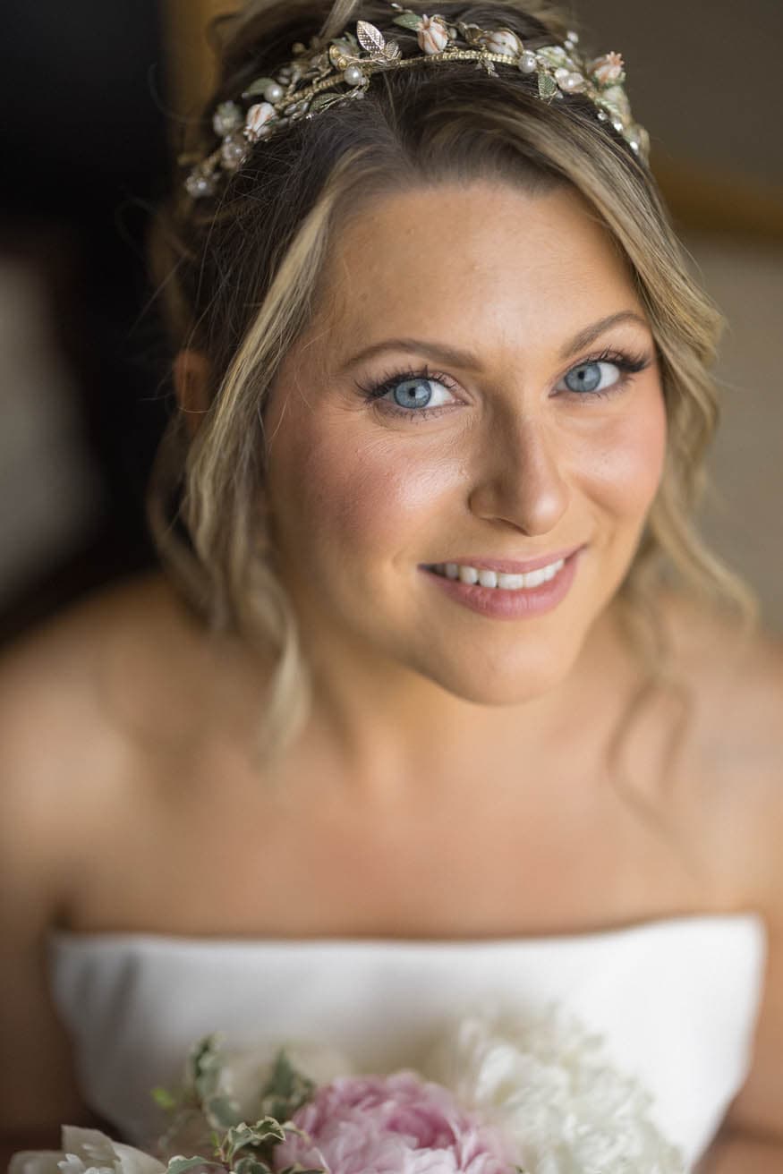 Bride ready for ceremony Lambertville Inn NJ