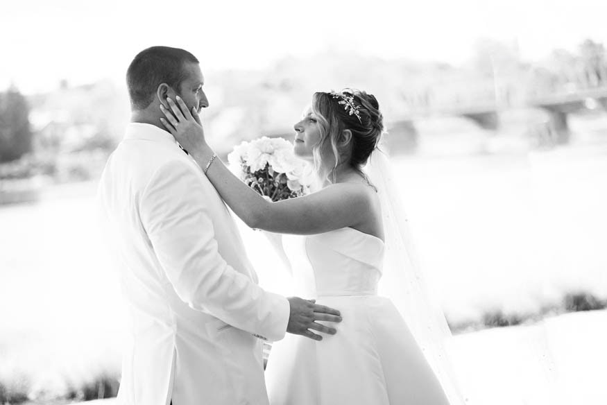 First look kiss at Lambertville Inn garden NJ