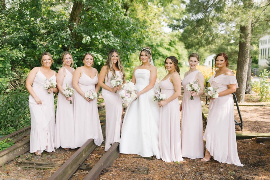 Bride Bridesmates Group Photo Lambertville Inn Wedding D