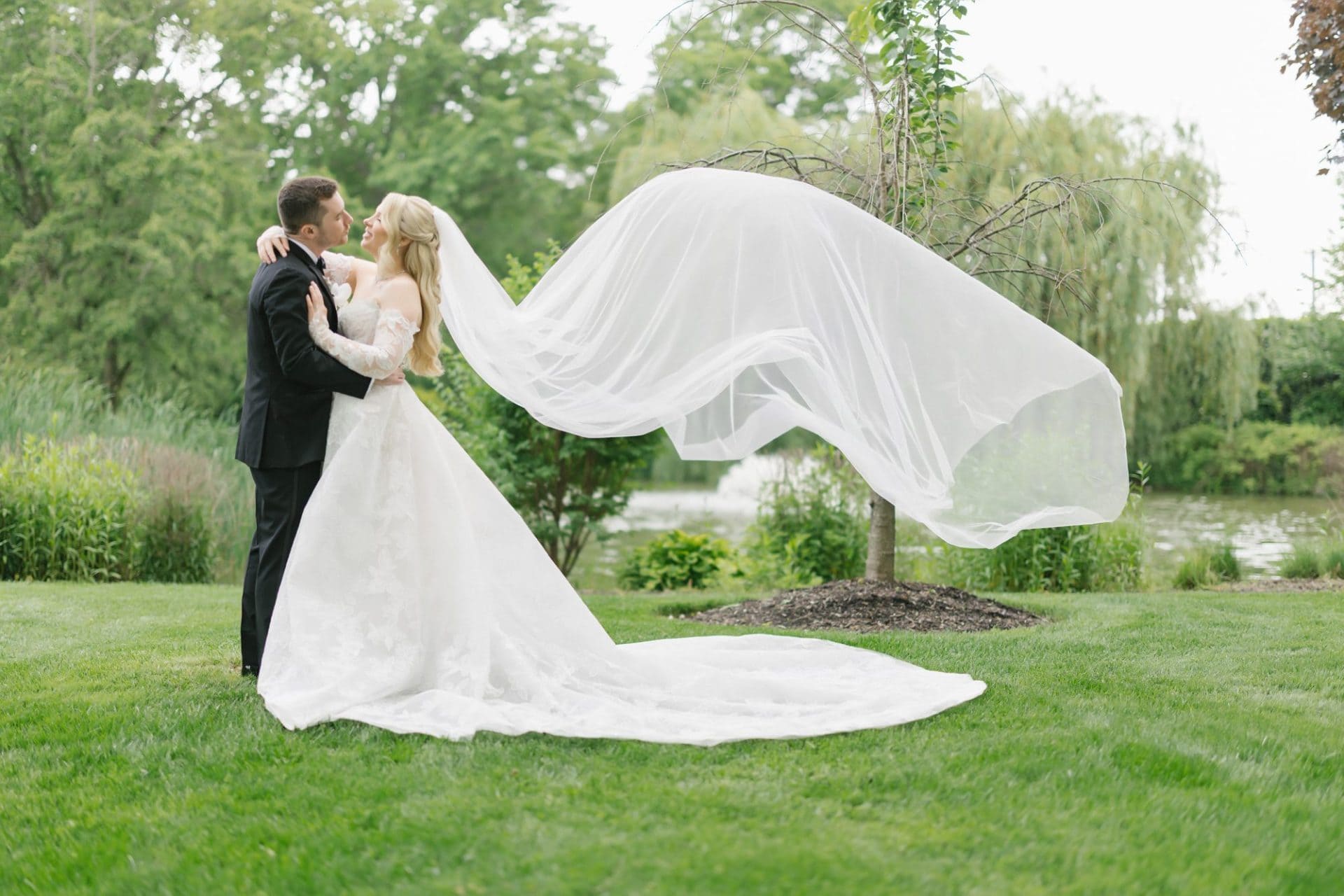 Janelle and Jim's couple portraits across Park Chateau Estate