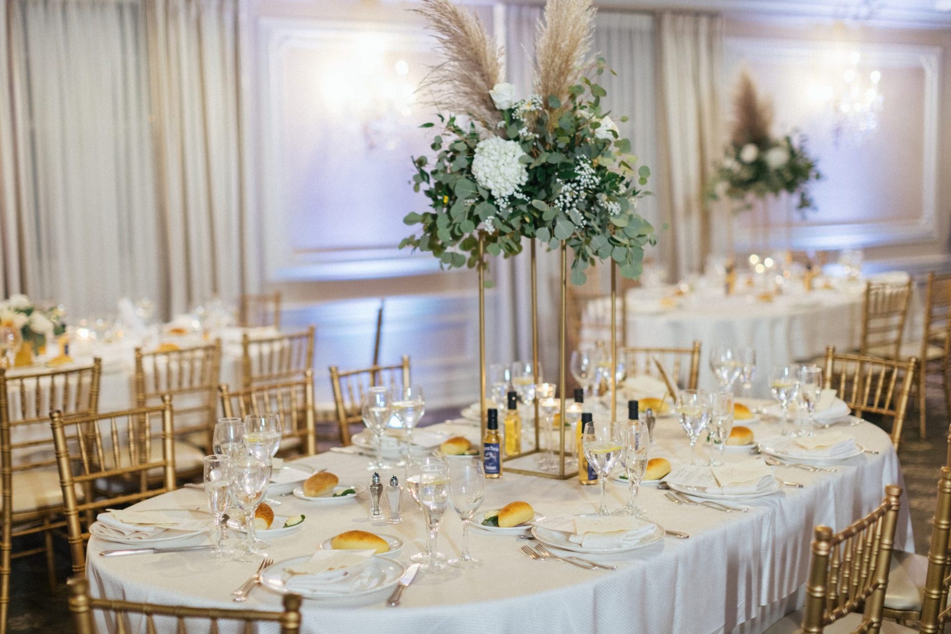 Chelsea and Trevor with their full wedding party at Park Savoy